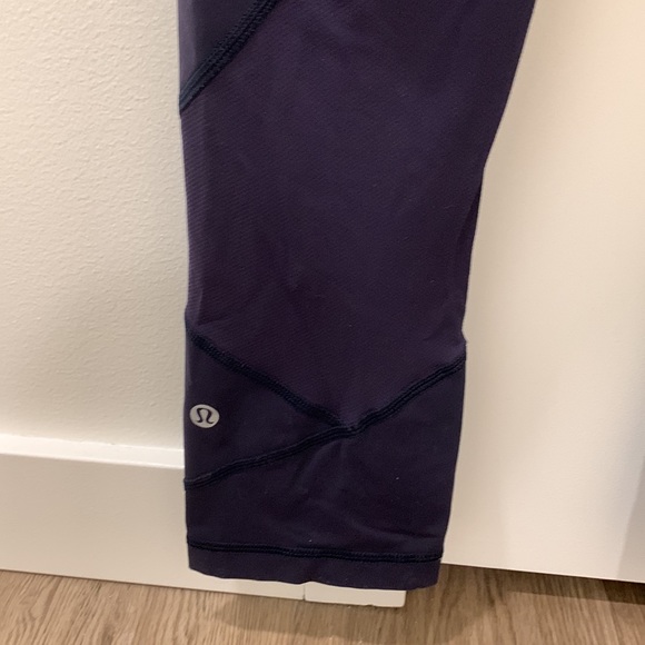 23” Navy Lululemon Fast & Free Legging - Picture 9 of 10